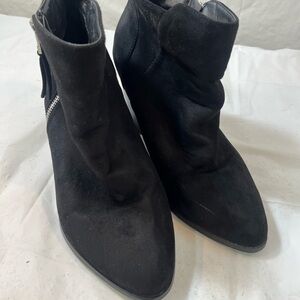 Free Reign Ankle Boots size 9